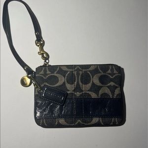 Small card holder wristlet